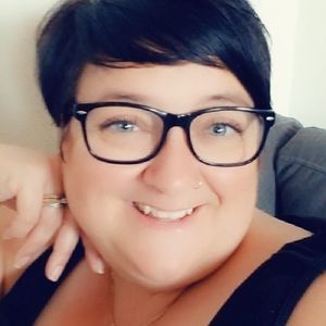 Meet your Posher, Anne